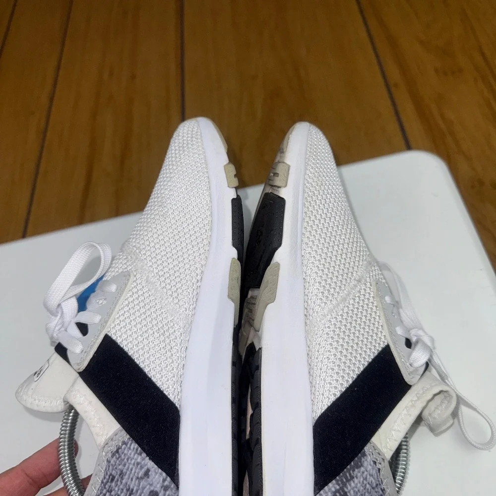 New Balance FuelCore Nergize V1 Women's White Snake Print Shoes‎ Size 8.5